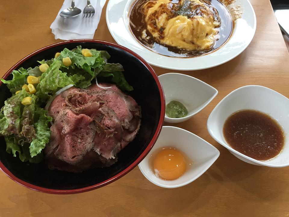 ローストビーフ丼がおいしいです