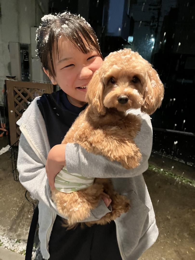 めずらしい雪の日のギュー♡