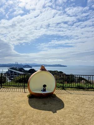 大きな玉ねぎの中から…